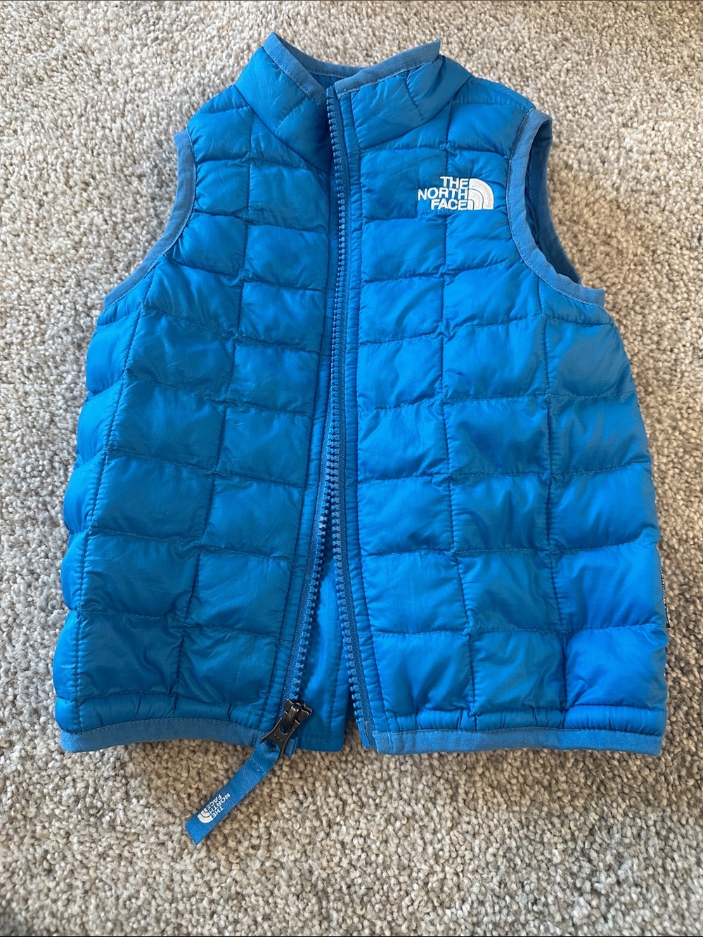 The North Face Thermoball Full Zip Puffer Vest Baby Toddler Size 12-18 Months